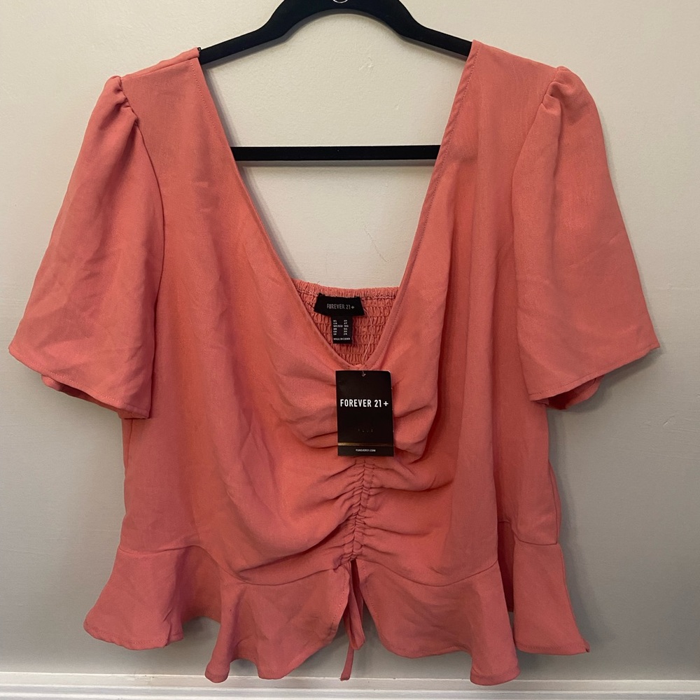 Forever 21 crop Shirt